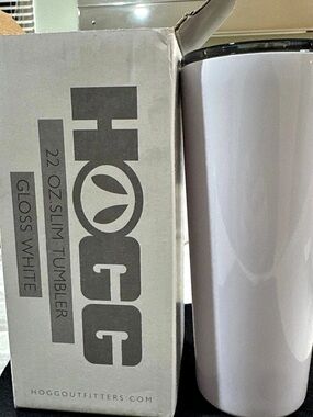 Hogg 22 oz Slim Tumbler Gloss White Tumbler NWT